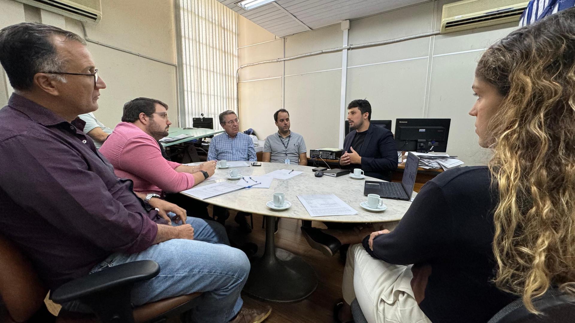 REUNIÃO 3 MLE PORTO DO RIO