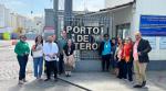 grupo itinerante reunido no portão do porto de niteroi